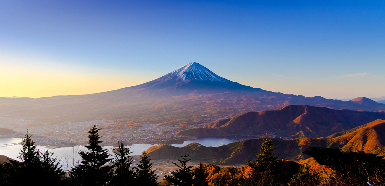 Created by modifying Mt.Fuji shining in the morning sun Yamanashi